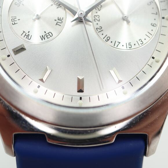 Kenneth Cole NY Mens Day Date Watch 37mm Silver Tone Blue Silicone w New Battery - Picture 8 of 16